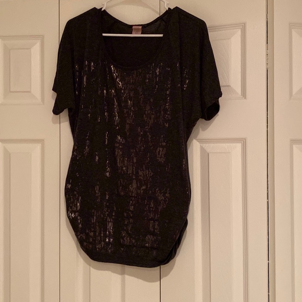 Charcoal short sleeve shirt
